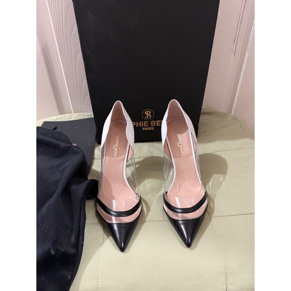 Sophie Benel Paris NIHA white and black pointed-toe pumps with clear PVC sides. - Picture 5 of 7